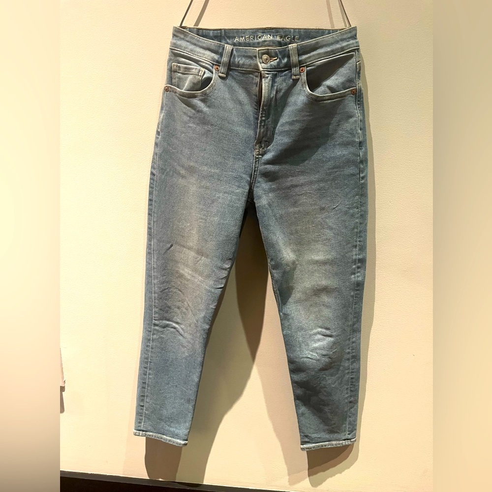 AEO Stretch Mom Jeans Size 2Short